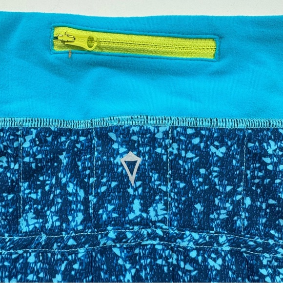 Ivivva Girls Pleat Back Skort Blue Print Set The Pace - Picture 3 of 7
